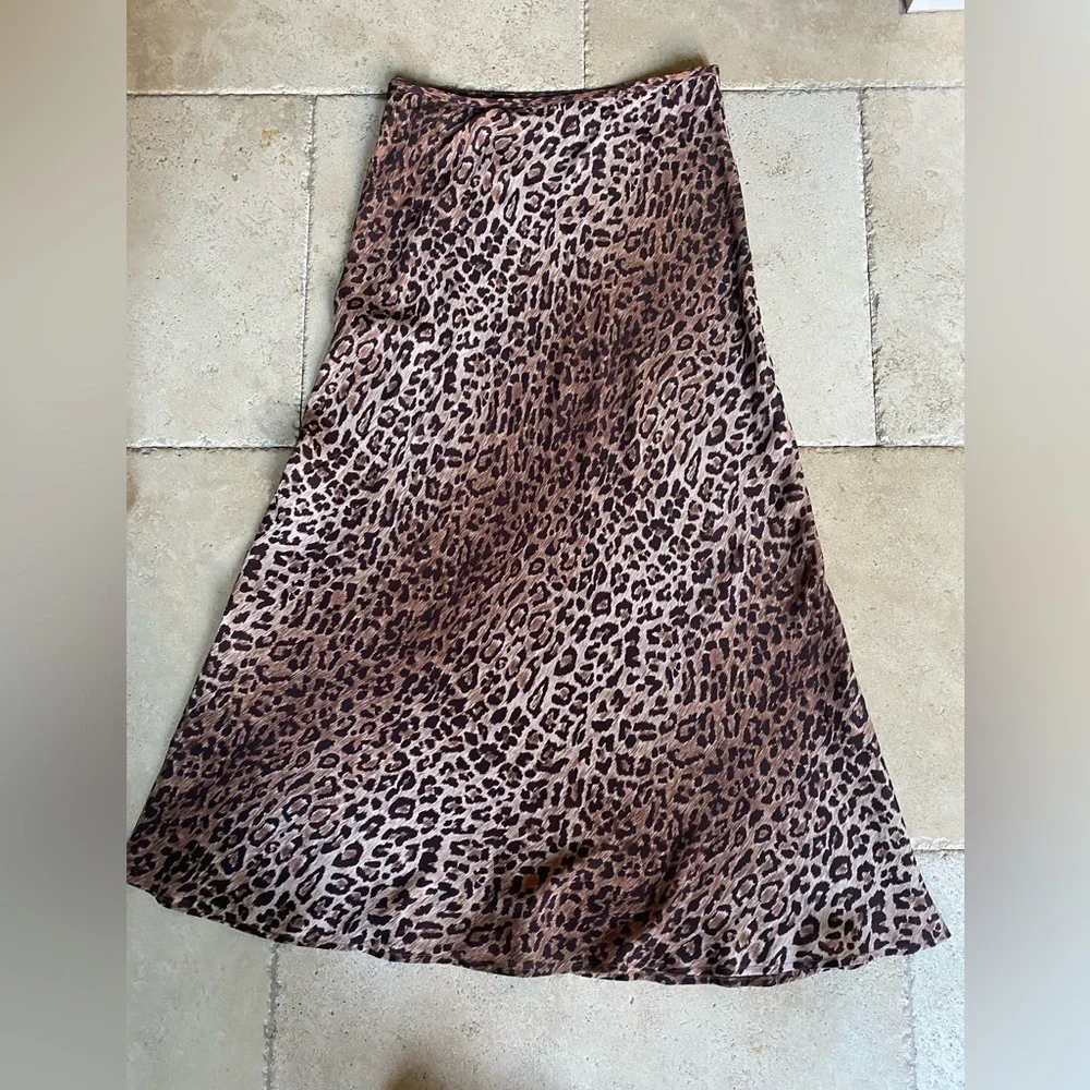 Rixo Kelly Leopard 100% Silk Midi Skirt Small $280 - Picture 8 of 8